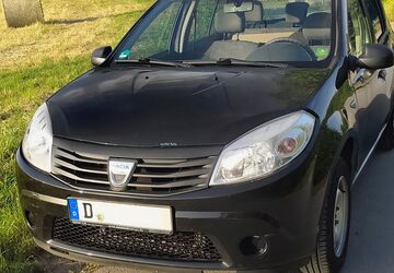 Dacia Sandero 163.000 km 880 &euro; Düsseldorf 40227