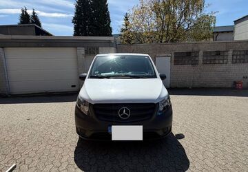 Mercedes-Benz Vito 176.543 km 15.000 &euro; Velbert 42551