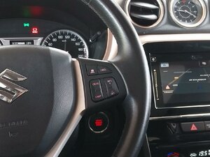 Suzuki Vitara 1.6 Limited 4x4 Pano Navi SHZ Kam 59.300 km 15.790 &euro; HAAN 42781
