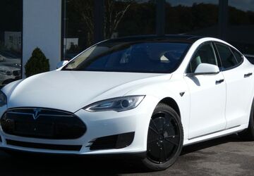 Tesla Model S 251.852 km 13.950 &euro; Bochum 44807