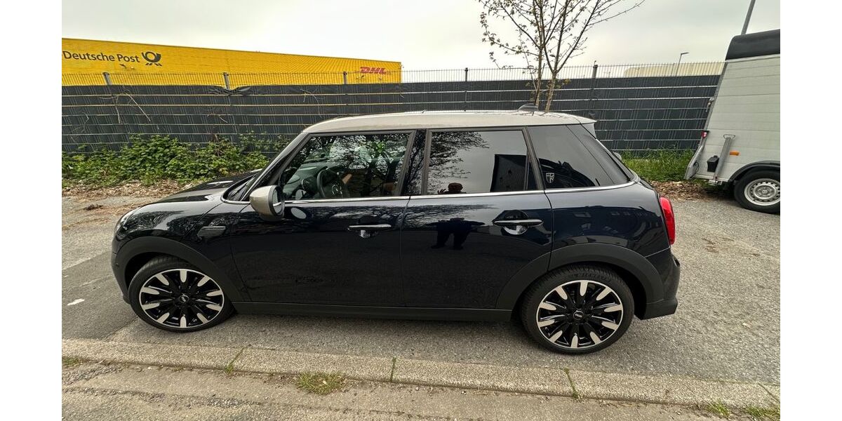 Mini Cooper 17.000 km 25.500 &euro; Essen 45279