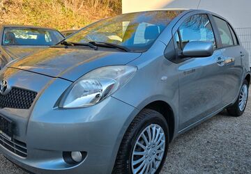 Toyota Yaris 107.000 km 4.300 &euro; Essen 45144