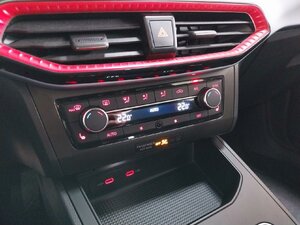 Seat Ibiza FR Pano Navi Virtual SHZ Navi Tempo 40.323 km 17.940 &euro; HAAN 42781
