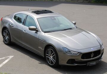 Maserati Ghibli 18.046 km 33.490 &euro; Düsseldorf 40233
