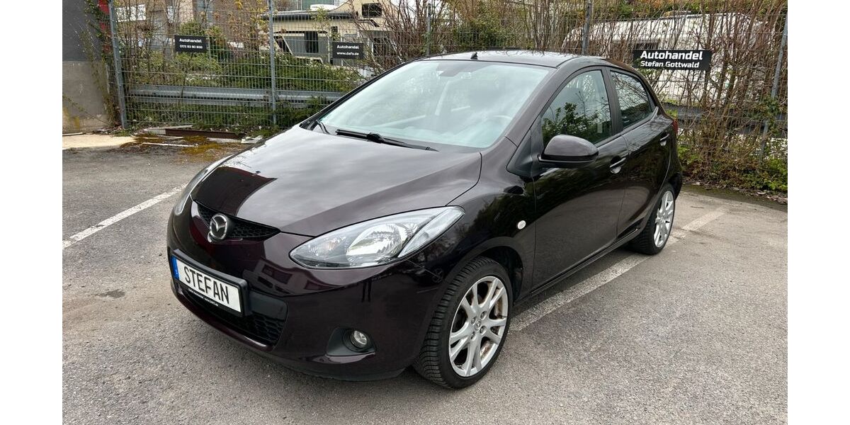 Mazda 2 214.000 km 2.700 &euro; Neuss 41472