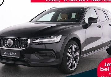Volvo V60 Cross Country 46.516 km 37.990 &euro; Essen-Kray 45309