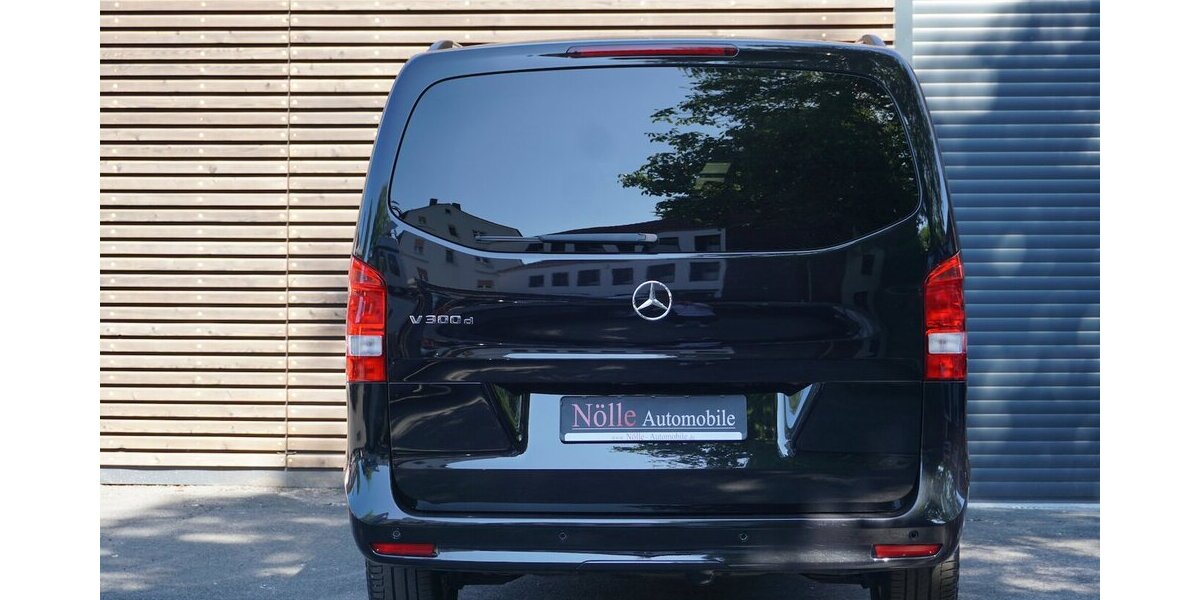 Mercedes-Benz V 300 d Edition lang Leder Mbux AHK Kamera 33.362 km 51.900 &euro; Wuppertal 42327