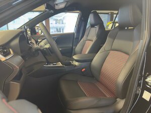 Suzuki Across 2.5 Plug-In Hybrid Comfort+ E-Four 1.100 km 47.980 &euro; HAAN 42781