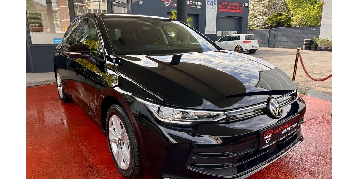 VW Golf 33.022 km 24.790 &euro; Düsseldorf 40589