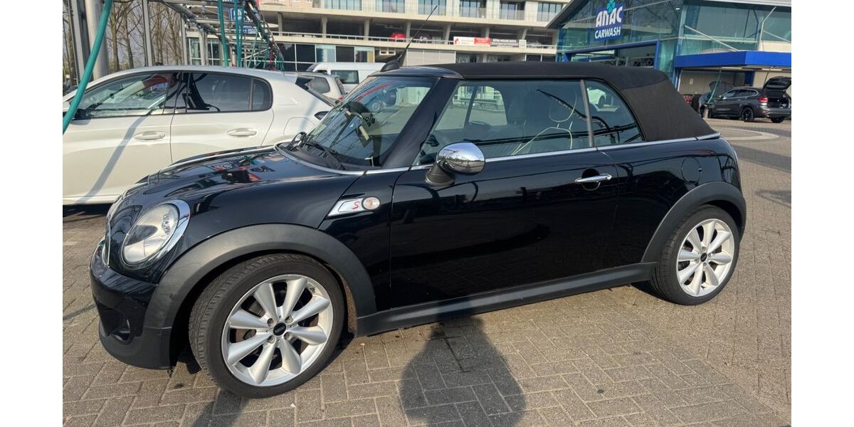 Mini Cooper SD Cabrio 187.000 km 7.500 &euro; Düsseldorf 40476