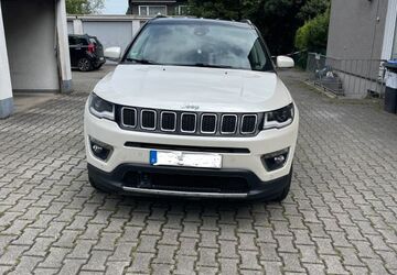 Jeep Compass 105.700 km 11.999 &euro; Bottrop 46242