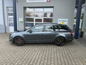 Skoda OCTAVIA TSI RS 2.0 Combi +Navi+CarPlay+Totwinkel+ 89.504 km 23.450 &euro; Meerbusch 40667