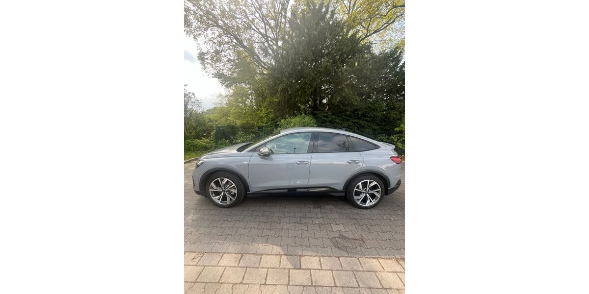 Audi Q4 e-tron 38.100 km 25.480 &euro; Meerbusch 40668