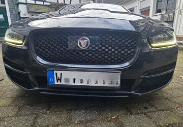 Jaguar XE 180.000 km 15.900 &euro; Wuppertal 42285