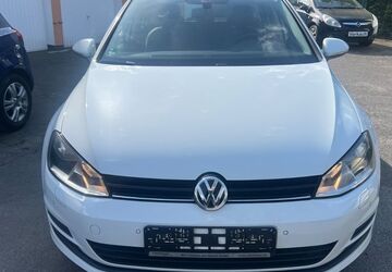 VW Golf 174.000 km 5.950 &euro; Essen 45357