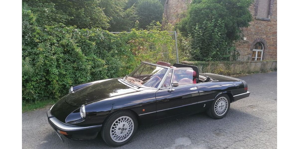 Alfa Romeo Spider 169.000 km 11.900 &euro; Bochum 44799