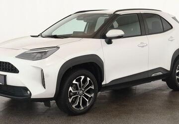 Toyota Yaris Cross 24.700 km 23.584 &euro; Neuss 41464