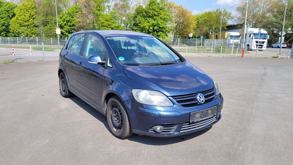 VW Golf 299.800 km 950 &euro; Essen 45356