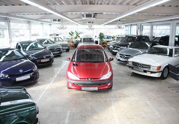 Peugeot 206 144.000 km 1.490 &euro; Essen 45356