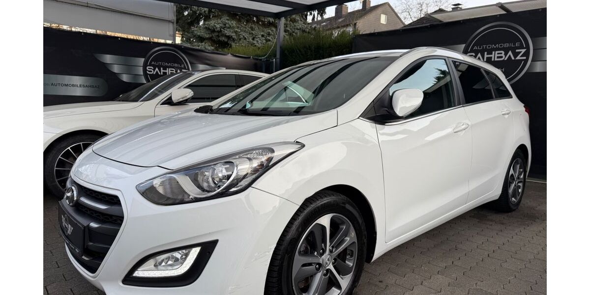 Hyundai i30 165.000 km 8.500 &euro; Herne 44649