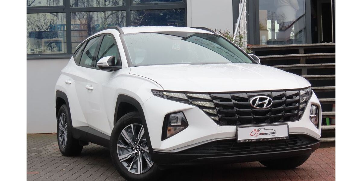 Hyundai TUCSON 100.000 km 16.900 &euro; Neuss 41469