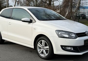 VW Polo 131.000 km 7.599 &euro; Bottrop 46236