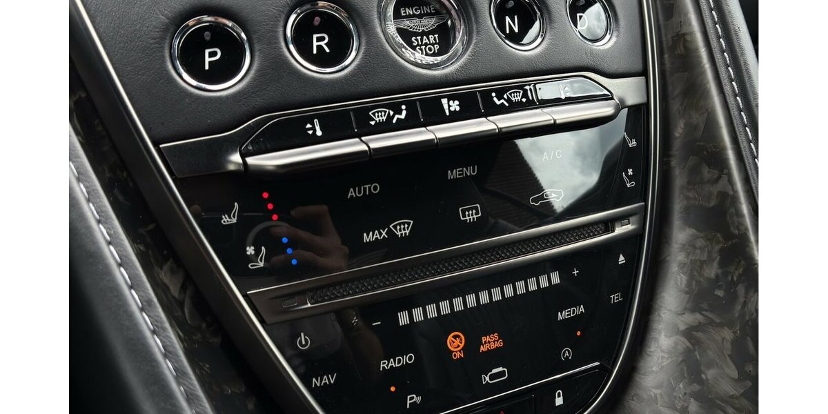 Aston Martin DB11 4.0 V8 Volante 360° neue Inspektion Deutsch 27.147 km 111.900 &euro; Wuppertal 42327