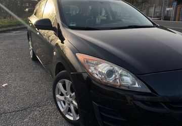 Mazda 3 182.000 km 2.300 &euro; Remscheid 42853