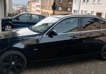 BMW 330 208.000 km 3.990 &euro; Hagen 58097