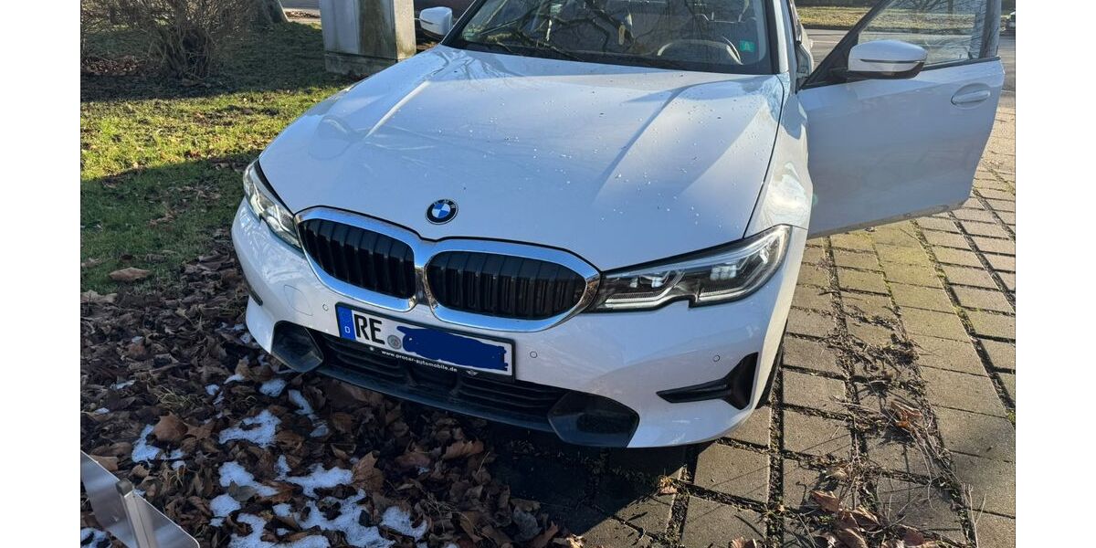 BMW 330 59.585 km 24.000 &euro; Herten 45701