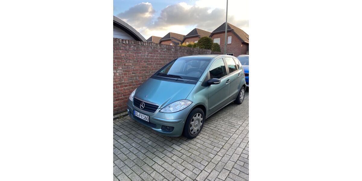 Mercedes-Benz A 160 172.000 km 2.400 &euro; Bochum 44867