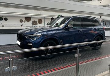 BMW X5 M50 166.000 km 46.000 &euro; Duisburg 47119