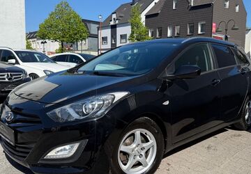 Hyundai i30 110.000 km 6.697 &euro; Herten 45699