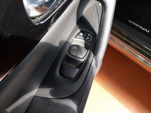 Nissan Qashqai N-Connecta SHZ 360°Kam Pano Navi 43.732 km 12.480 &euro; HAAN 42781