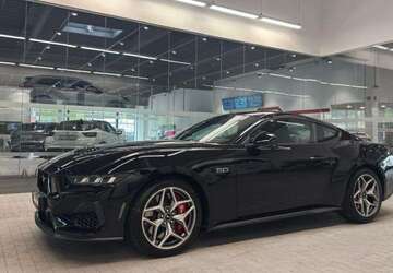 Ford Mustang 3.532 km 51.900 &euro; Oberhausen 46049