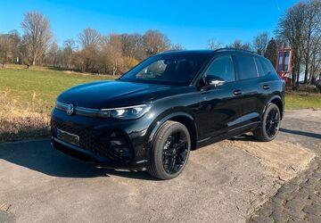 VW Tiguan 23.700 km 51.400 &euro; Remscheid 42857