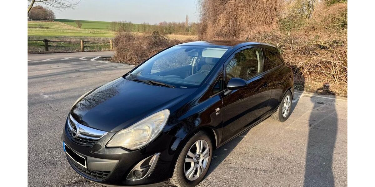Opel Corsa 165.000 km 2.590 &euro; Essen 45279