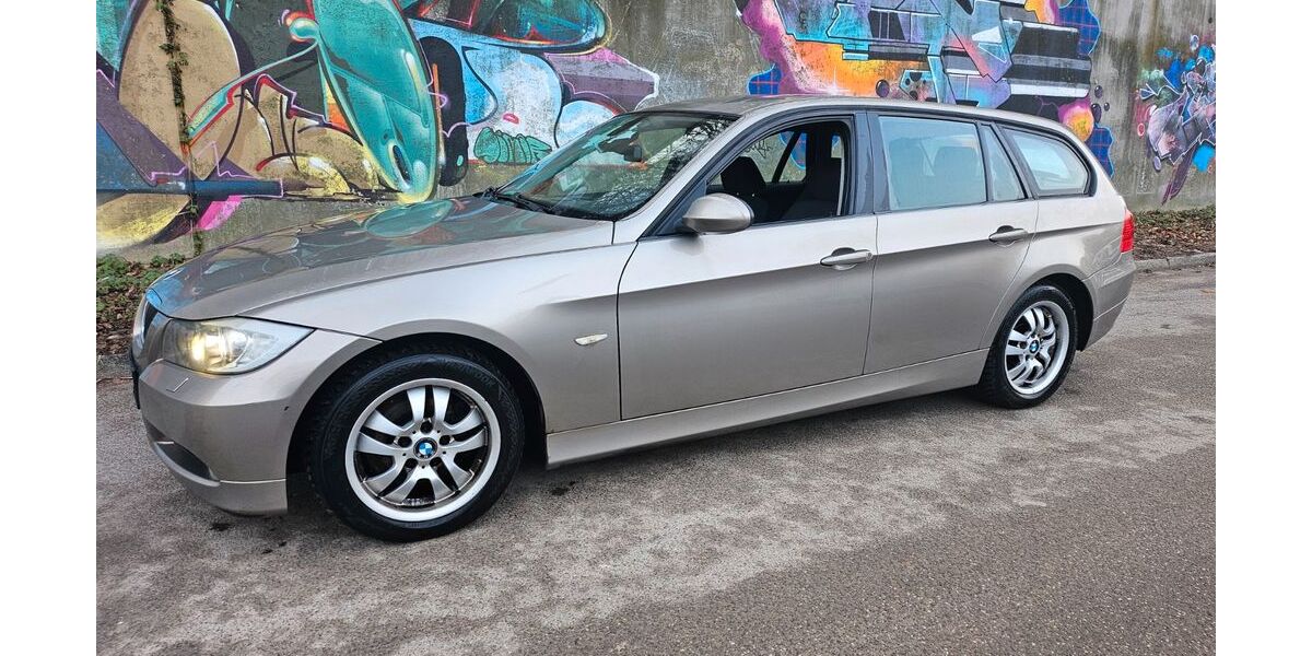 BMW 320 294.248 km 650 &euro; Essen 45356