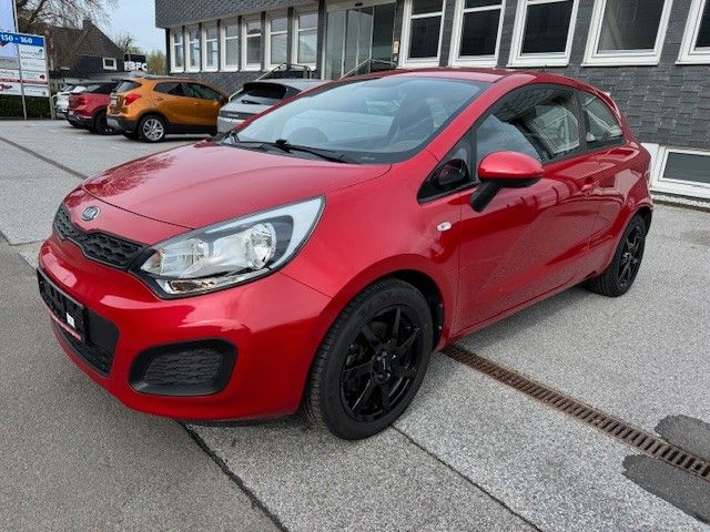 Kia Rio 25.000 km 7.300 &euro; Remscheid 42899