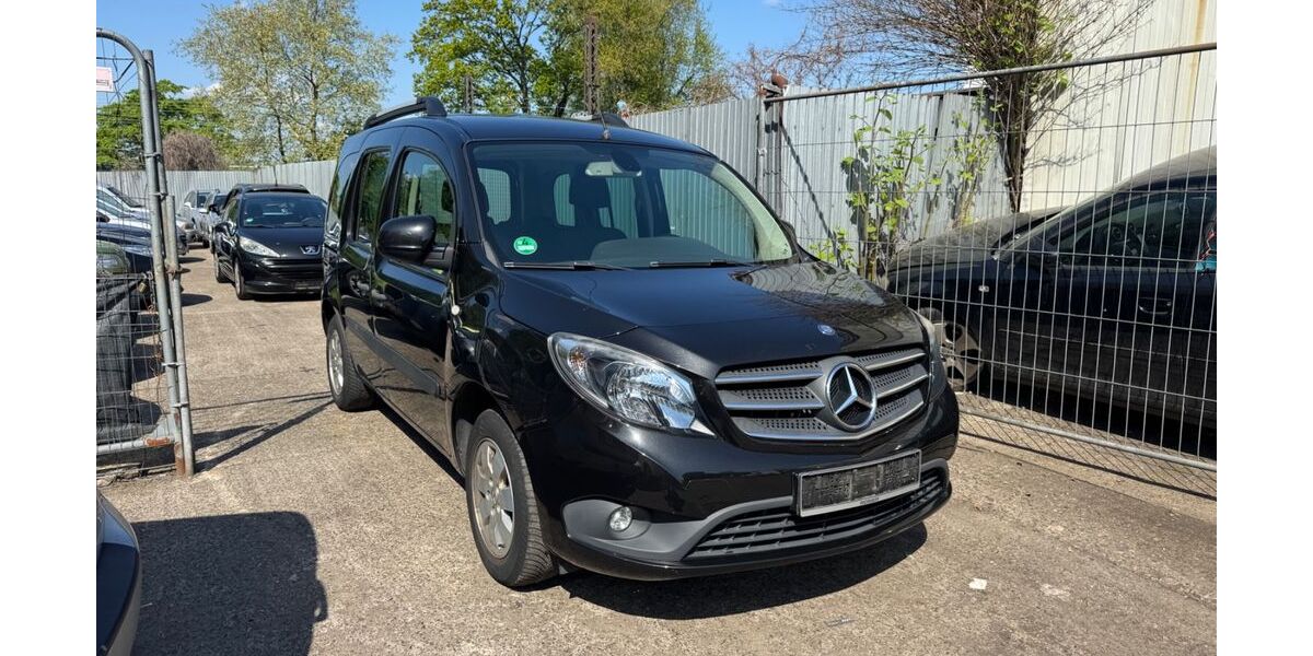 Mercedes-Benz Citan 170.000 km 9.000 &euro; Essen 45143