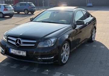 Mercedes-Benz C 250 147.000 km 16.499 &euro; Essen 45141