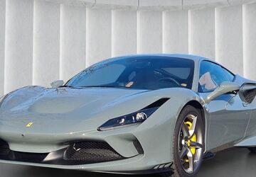 Ferrari F8 7.582 km 309.400 &euro; Düsseldorf 40474
