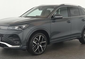 VW Tiguan 15.300 km 46.684 &euro; Neuss 41464