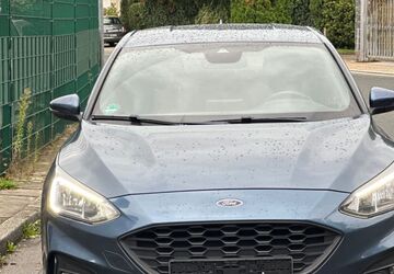 Ford Focus 242.734 km 8.499 &euro; Essen 45276
