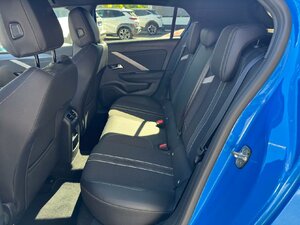 Opel Astra GS KAM NAV SHZ LHZ Frontscheibenheiz. 360° K 9.000 km 28.900 &euro; HAAN 42781