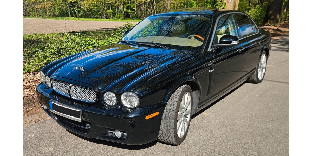 Jaguar XJ8 173.000 km 19.700 &euro; Herten 45701