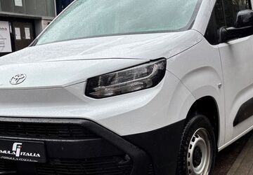 Toyota Proace City 24.000 km 17.290 &euro; Solingen 42697