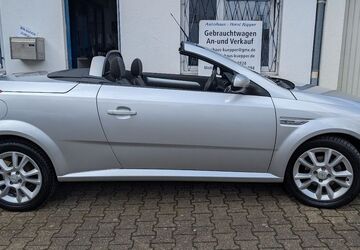 Opel Tigra 140.094 km 2.990 &euro; Düsseldorf 40472