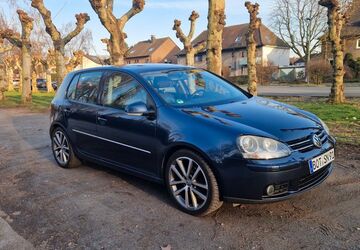 VW Golf 205.000 km 3.450 &euro; Bottrop 46242
