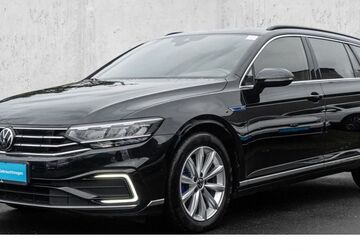 VW Passat Variant 87.636 km 23.960 &euro; Düsseldorf 40474